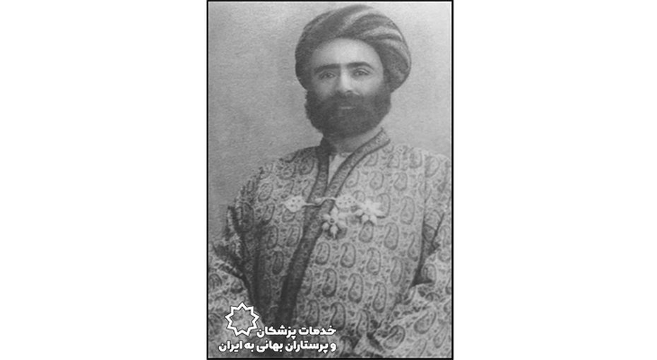  سید محمد علایی (۱۹۲۰ ـ ۱۸۵۳) در مراسم فارغ‌التحصیلی در مدرسه دارالفنون